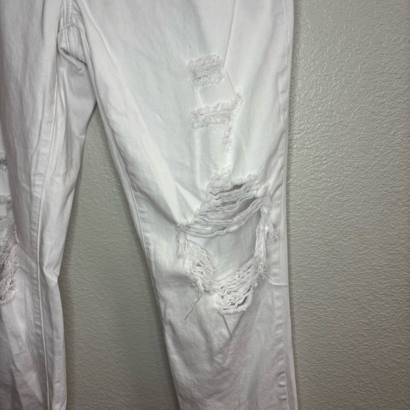 NWT Pistola Presley Women's White Distressed Jeans - Picture 3 of 6